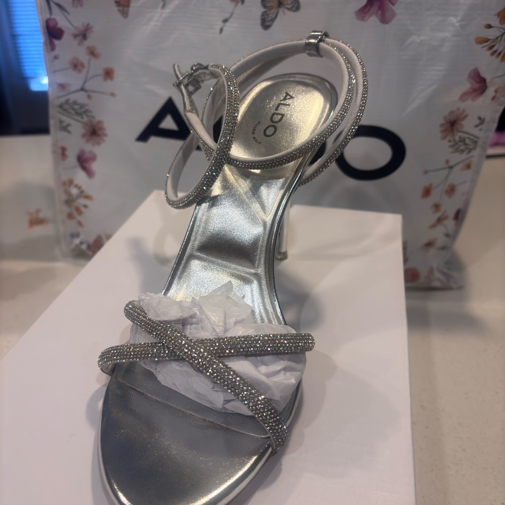 Aldo Silver Strappy Heels for Formal Elegance. Size 9.